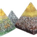 Pirámides de orgonitas u orgonites en imágenes
